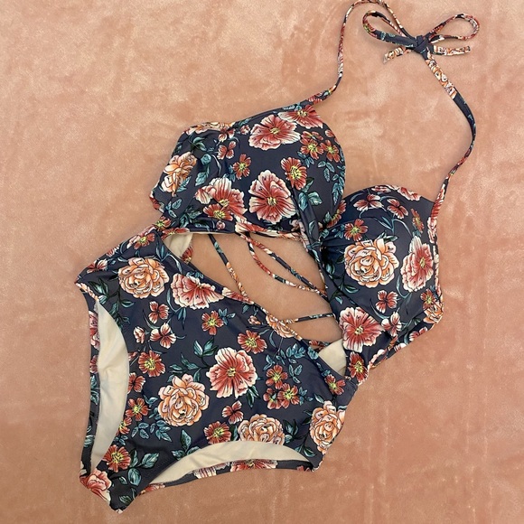 Shade & Shore Other - Floral Bathing Suit